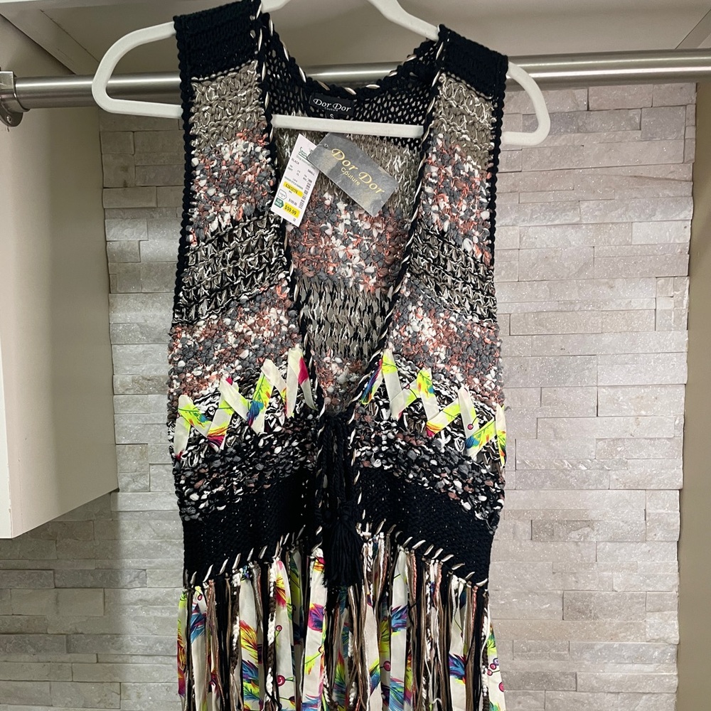 Classy Dor Dor Couture Summer Crochet Vest. Small New With Tags!!
